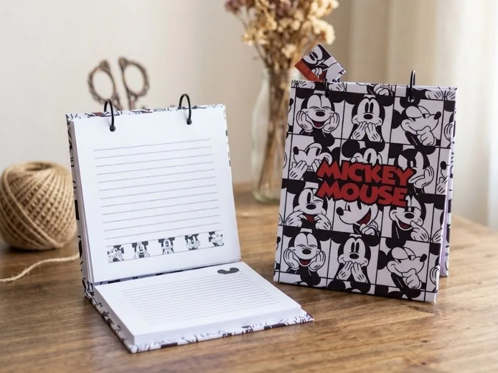 Cuaderno Mickey Mouse